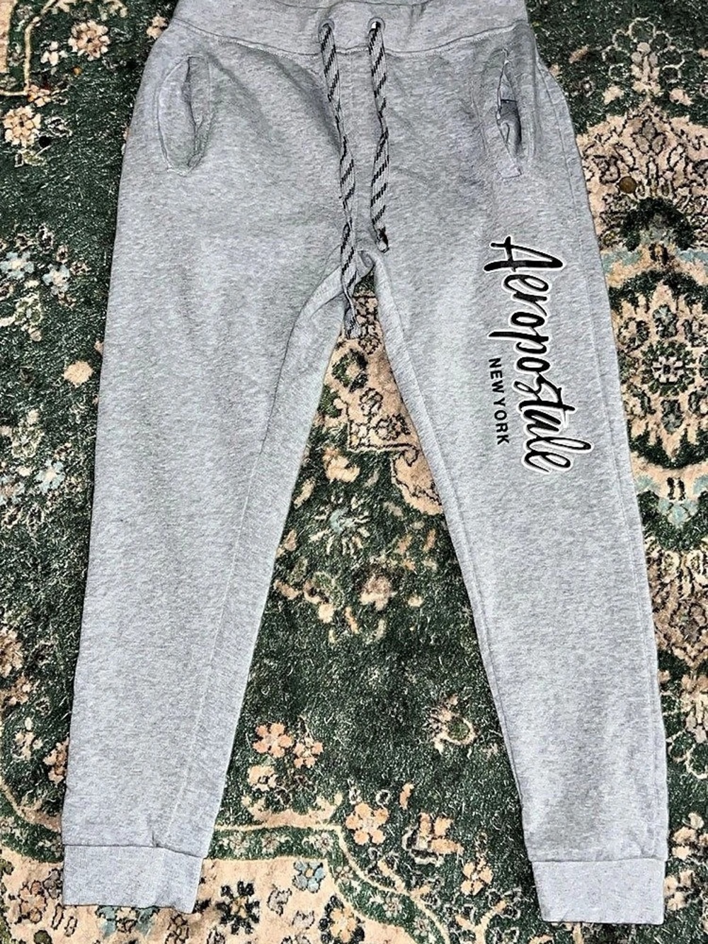 Aeropostale New York Script Logo Jogger Sweatpants Gray Jogger Pants Medium